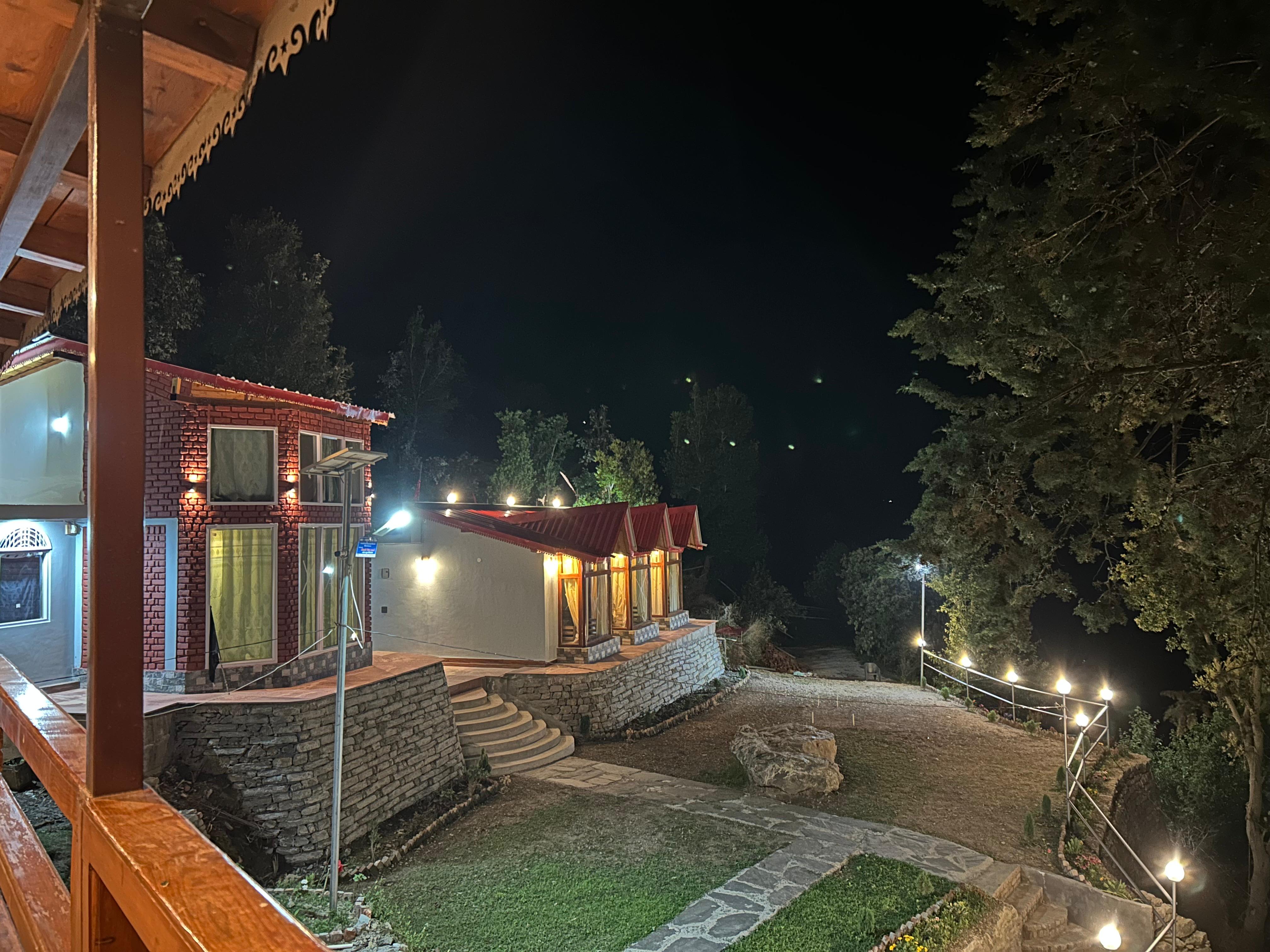 Mandeva lawn